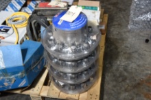 TRR Axle and Hub Covers Lot of 4 MW972