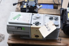 Edwards RV8 Vacuum Pump
