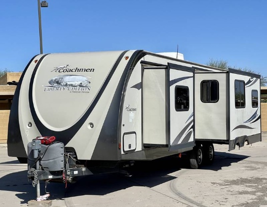 2013 Coachmen Freedom Express Liberty Edition 297RLDS Tandem Axle Travel Trailer with Two Slide Outs