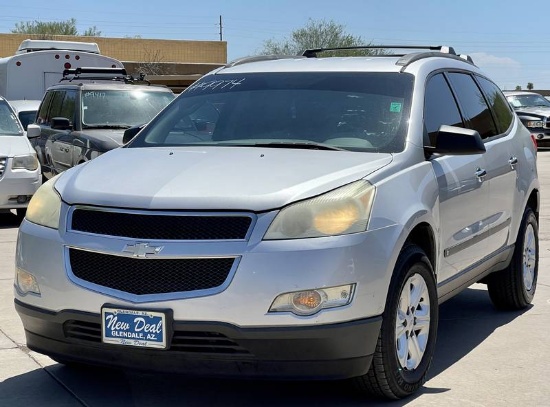 2010 Chevrolet Traverse LS 4 Door SUV
