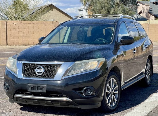 2014 Nissan Pathfinder SV 4 Door SUV