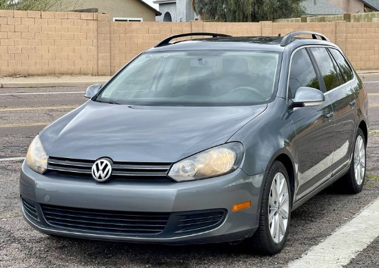 2014 Volkswagen Jetta SportWagen TDI 4 Door Wagon