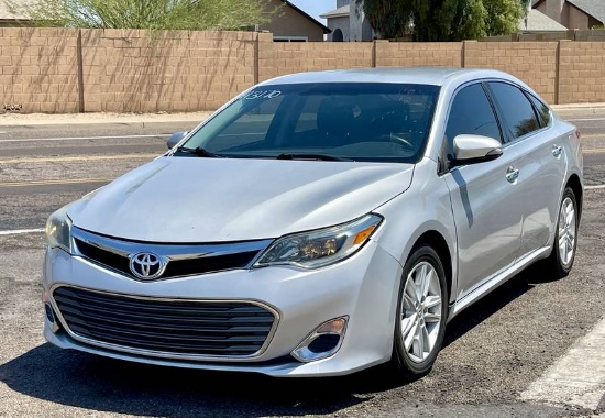 2014 Toyota Avalon 4 Door Sedan