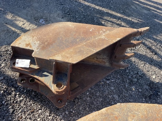 24" Ford Tooth Bucket