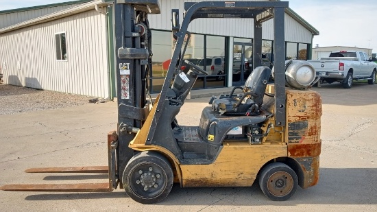 2011 Caterpillar 2C6000 Cushion Tire Fork Truck