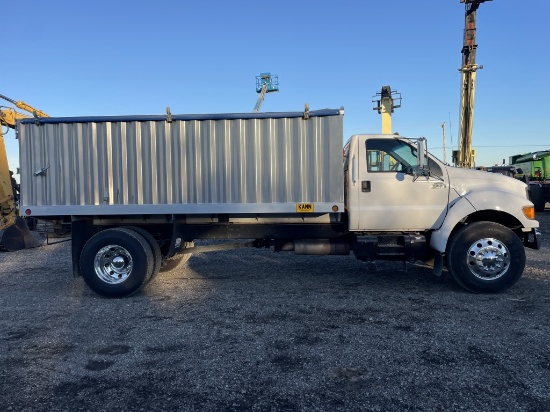2003 Ford F750 Grain Truck