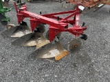 International Harvester 420 Plow
