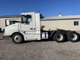 2003 Volvo Day Cab Semi Truck