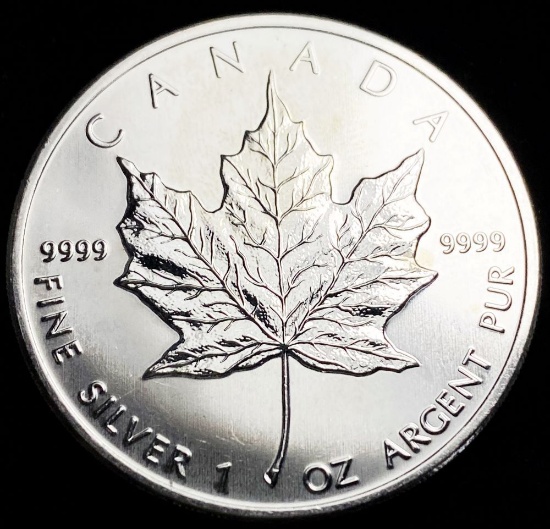 2009 Canada Maple Leaf Silver 1 oz $5