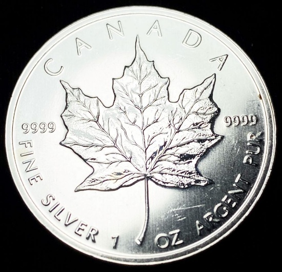 2009 Canada Maple Leaf Silver 1 oz $5