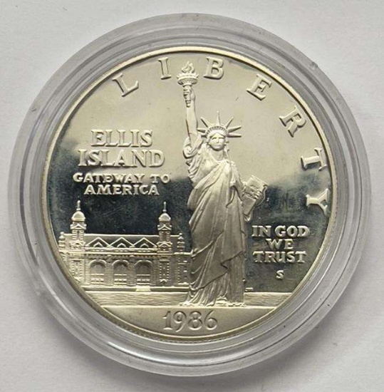 1986 Statue of Liberty Commemorative Proof Silver Dollar in Capsule
