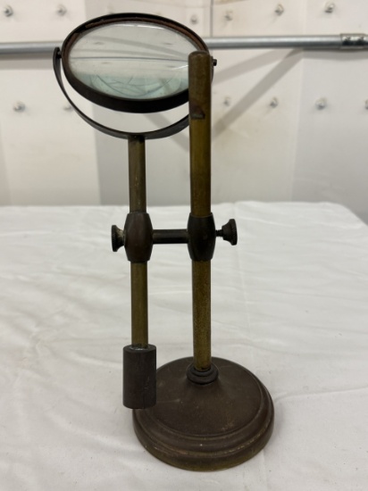 Antique Adjustable Magnifying Glass on Stand – Collectible Desk Tool