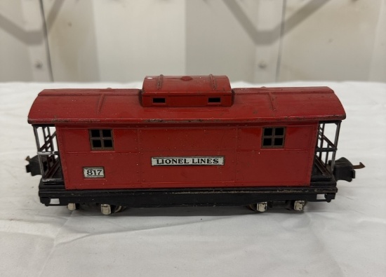 Lionel 817 Caboose - Vintage Miniature Train Collectible