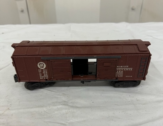 Lionel Pennsylvania 61100 Double Door Boxcar – Vintage Miniature Train Collectible
