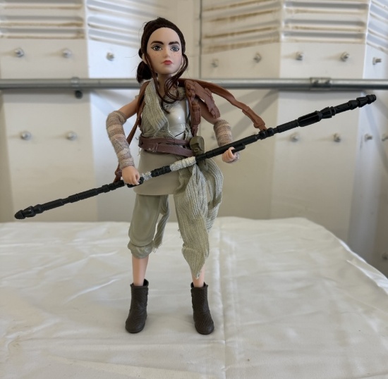 Star Wars Forces of Destiny Rey of Jakku 11" Adventure Figure - Miniature Action Doll Collectible