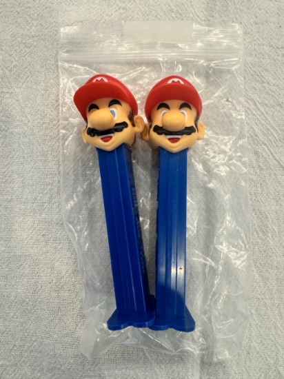 Set of 2 Nintendo Super Mario Pez Dispensers