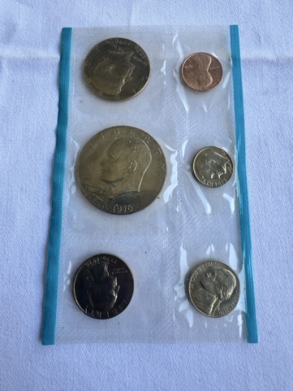 1976 U.S Mint Uncirculated Coin Set