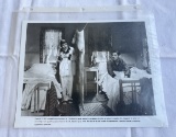 Vintage Collectible Hollywood Photo – Clark Gable & Claudette Colbert in It Happened One Night