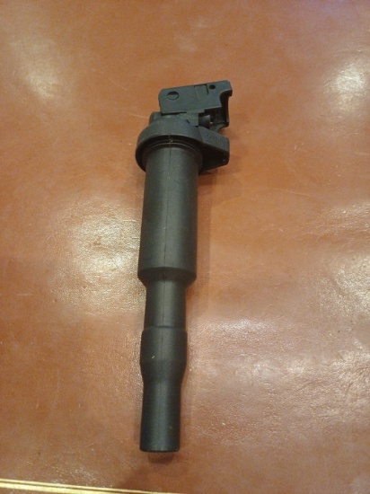 OEM Bosch Ignition Coil 0221504464 For BMW 325CI 325I 325XI 330CI 330I 330XI