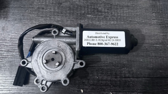 Nissan Maxima 240SX Power Window Motor Front Left LH 80731-04E02 OEM 1989-1994