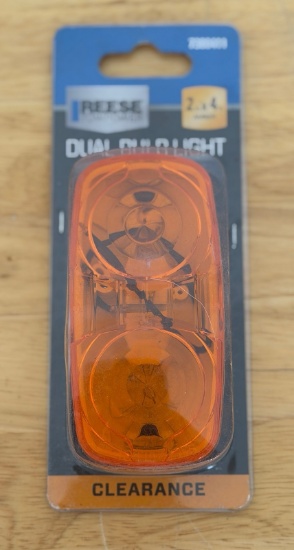 Reese Towpower 2" x 4" Amber Dual Bulb Clearance Light - New