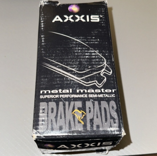 Axxis Semi-Metallic Brake Pads 23-562-01