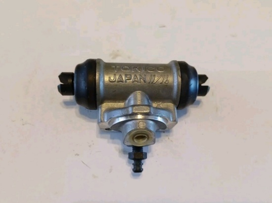 Tokico Rear Wheel Cylinder Fits Nissan NX Stanza & Sentra 44100 D0110