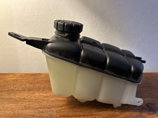 220-500-00-49 GenuineXL Coolant Reservoir for MB Mercedes G Class S CL G550 G500