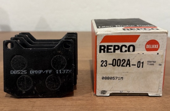 Repco Disc Brake Pads DB525 For Ford, Austin-Healy, Sunbeam, Triumph
