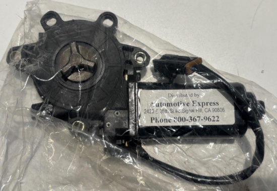 Window Lift Motor 82731-85E00