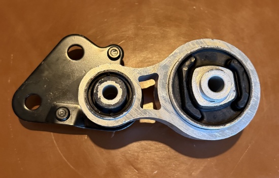 Rear Torque Strut Mount Replacement for 2007-2010 Ford Edge