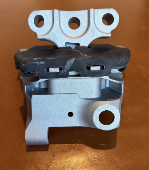Front Engine Motor Mount for 2016 Fits Dodge Dart SXT Sport Sedan 2.0L