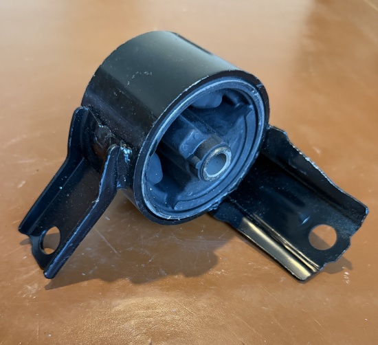 Front Right Engine Motor Mount