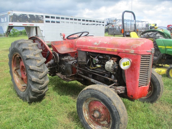 440 TRACTOR