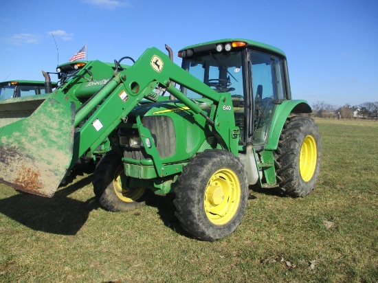 1742 John Deere 6220