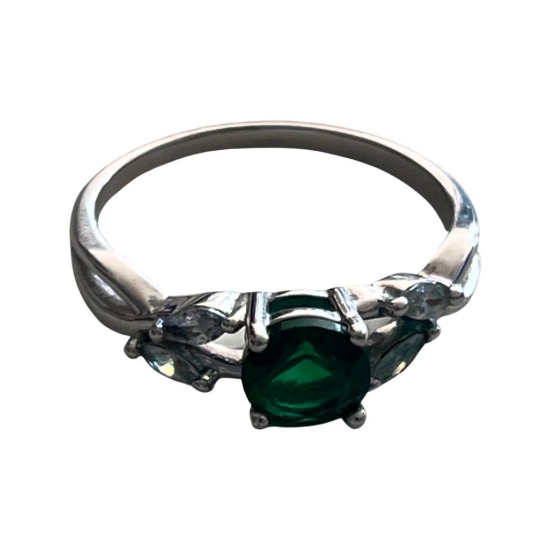 1.33ct Emerald & Diamond 5 Stone Ring