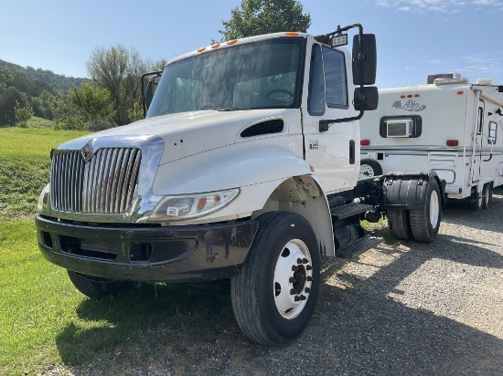 2005 INTERNATIONAL 4300 SINGLE AXLE