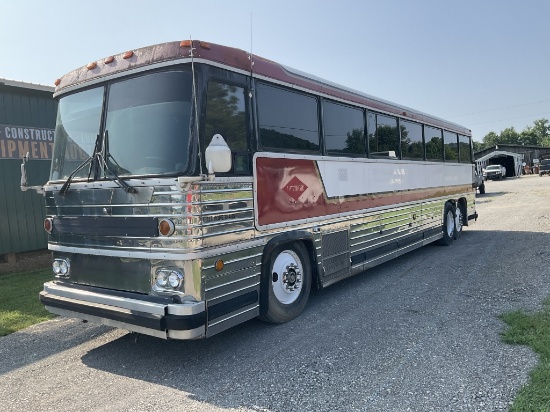 1982 MOTOR COACH MC9 BUS