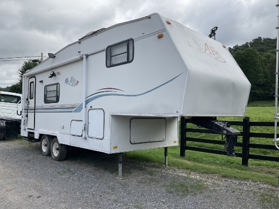 ALJO GOOSENECK CAMPER