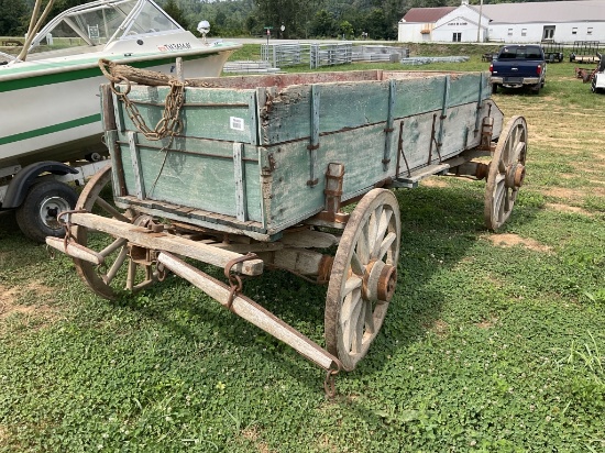 ANTIQUE WAGON