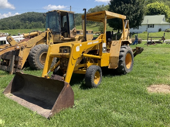 John Deere Back Hoe Loader
