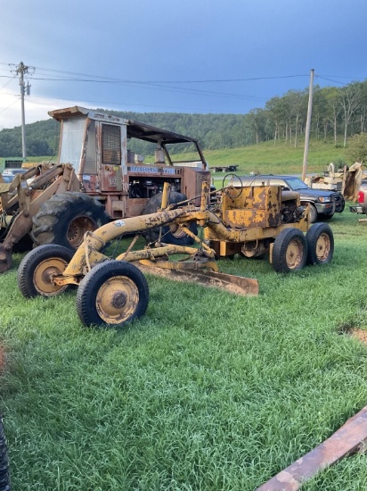 ALLIS CHANBLERS ROAD GRADER