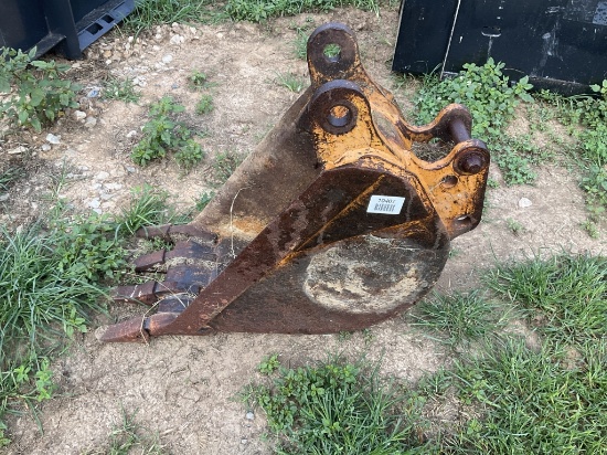 CASE 580 M BUCKET