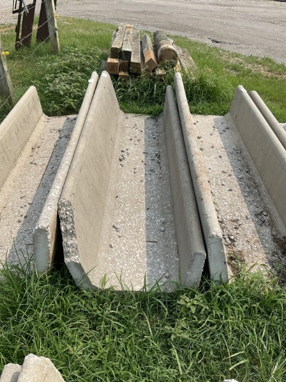 Concrete Bunk feeder
