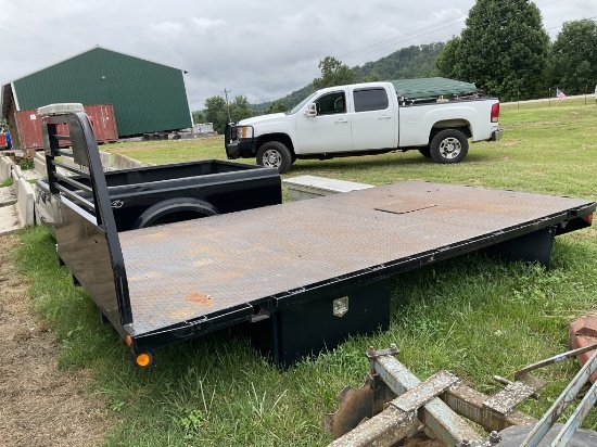 STEEL FLATBED