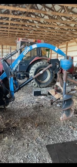 NEW HOLLAND 906 POST HOLE DIGGER