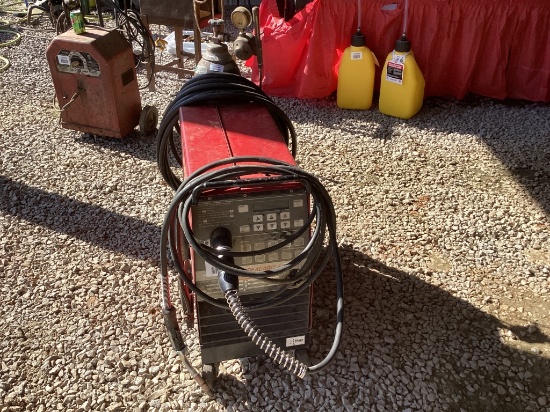 LINCOLN ELECTRIC IDEAL ARC SP250 WELDER
