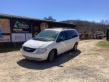 2004 CHRYSLER TOWN & COUNTRY VAN