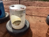 MINERAL FEEDER