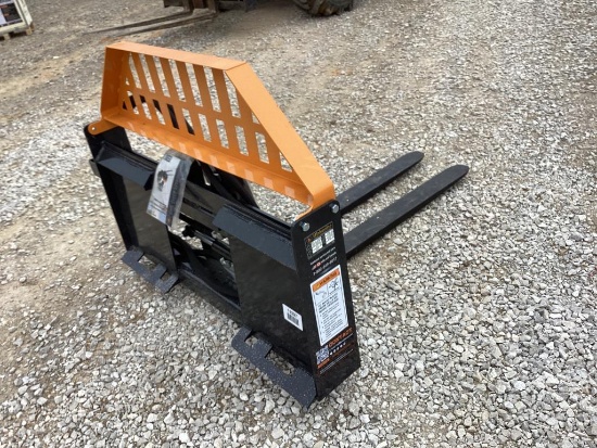 SKID STEER PALLET FORKS